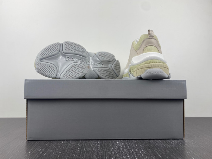 blcg sneaker triple.s sneakers bl5632-010