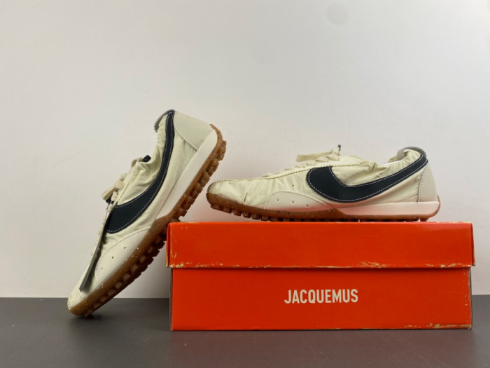 Ja*qvemvs x Nike Wmns Moon Shoe SP Alabaster HV8547-700