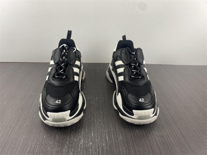 blcg sneaker triple.s sneakers l908-8906