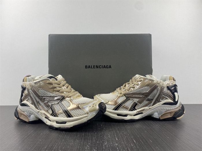 blcg runner sneaker uu563-089