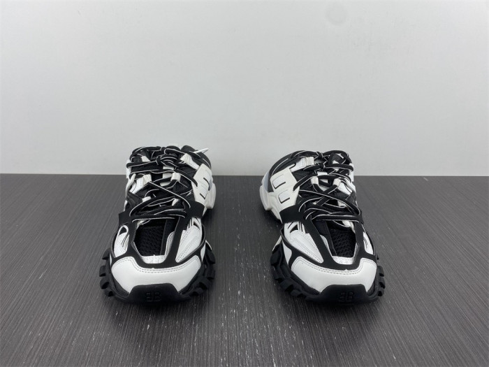 blcg wmns track mule