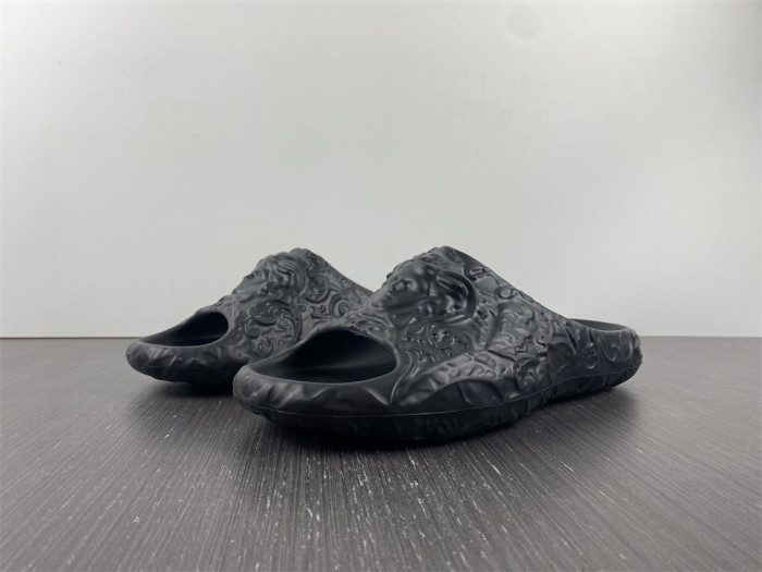 versace slippers