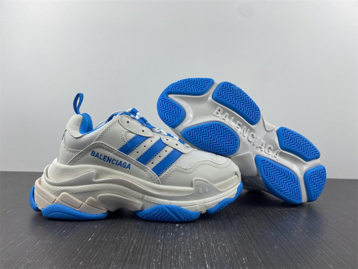 blcg sneaker triple.s sneakers 58963 w1y2598
