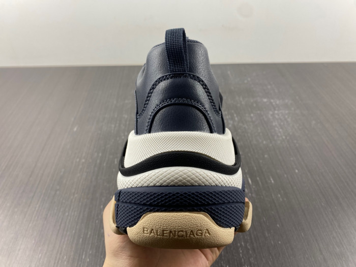 blcg sneaker triple.s sneakers 536737 w2fad 4197