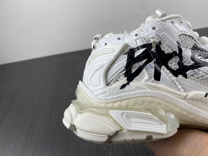 blcg runner sneaker bm5623-018