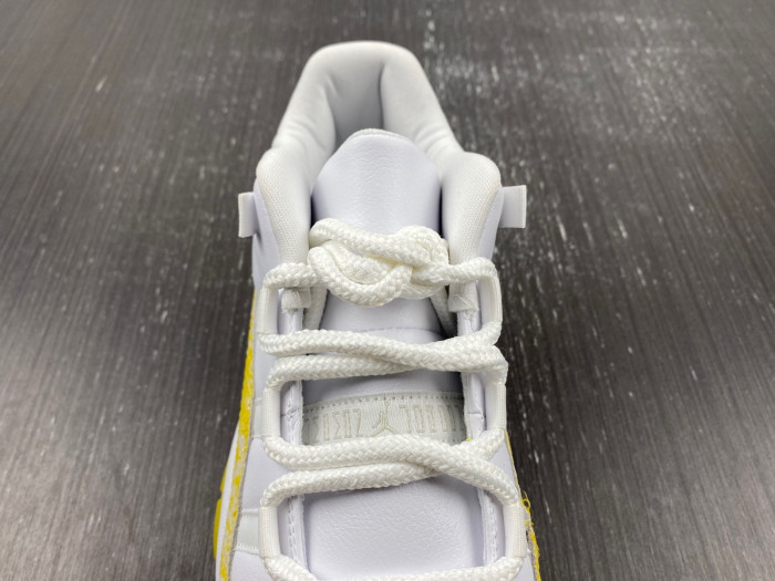 air jordan 11 low wmns “yellow snakeskin” ah7860-107