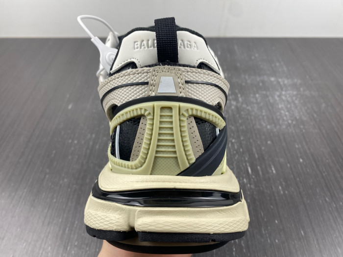 blcg track trainer bl214-0029