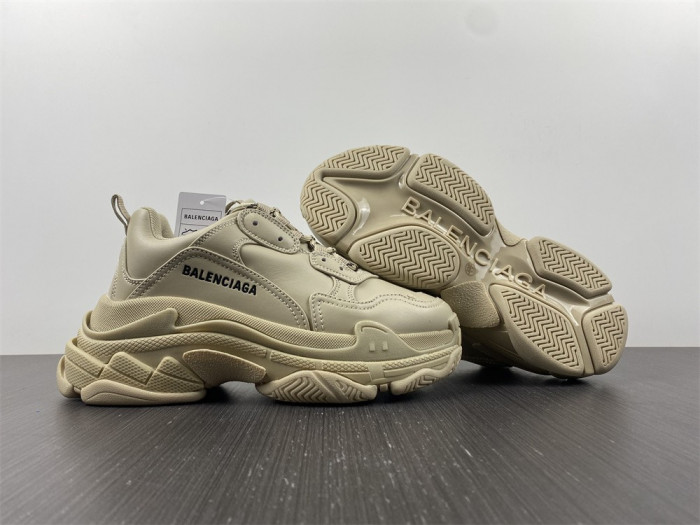 blcg triple. s. trainers ad202240266