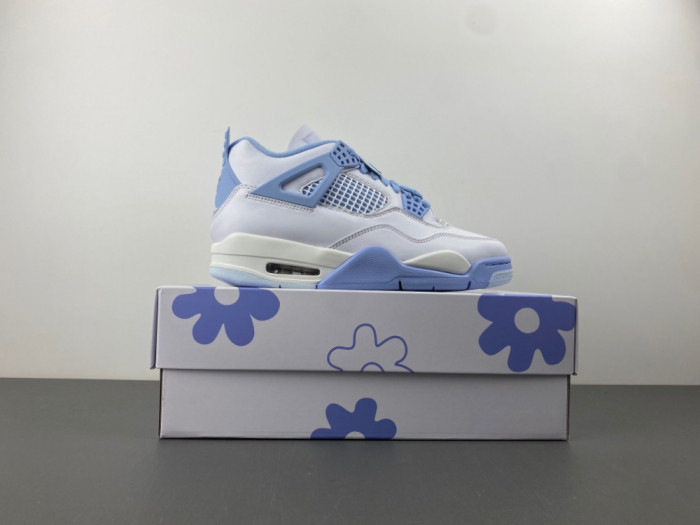 Air Jordan 4 Retro