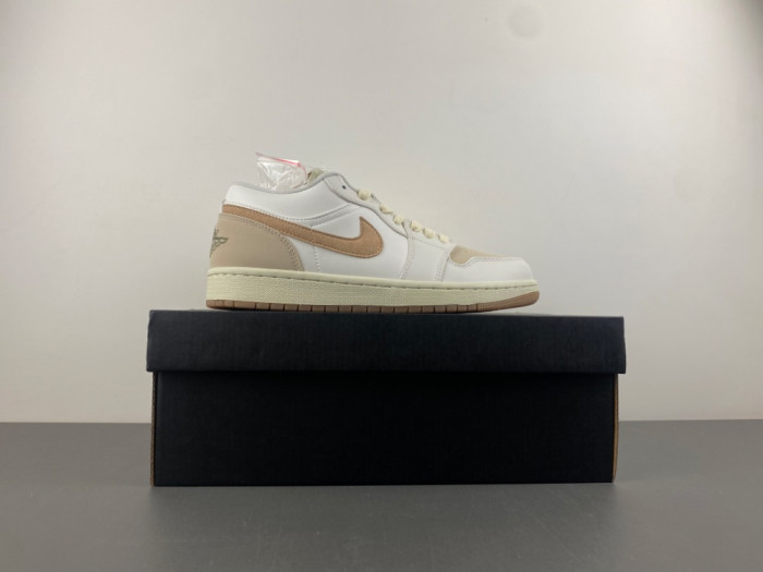 Air Jordan 1 Low 