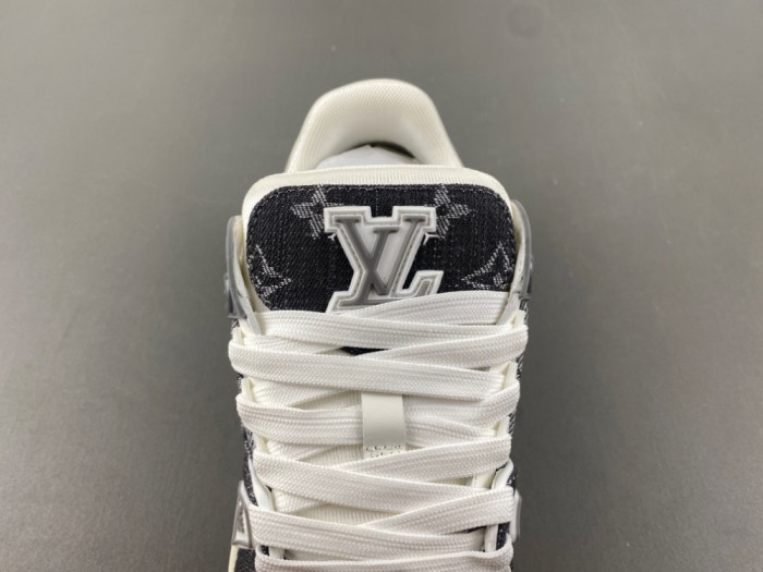 1V TRAINER 1V0425-321