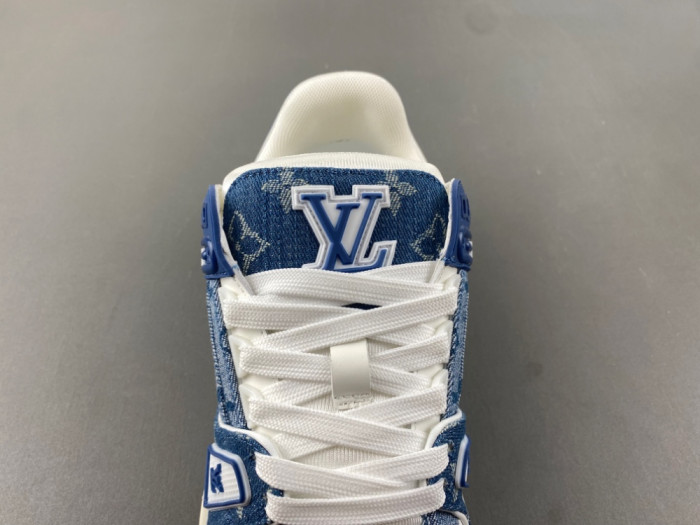1V TRAINER 1V0425-322