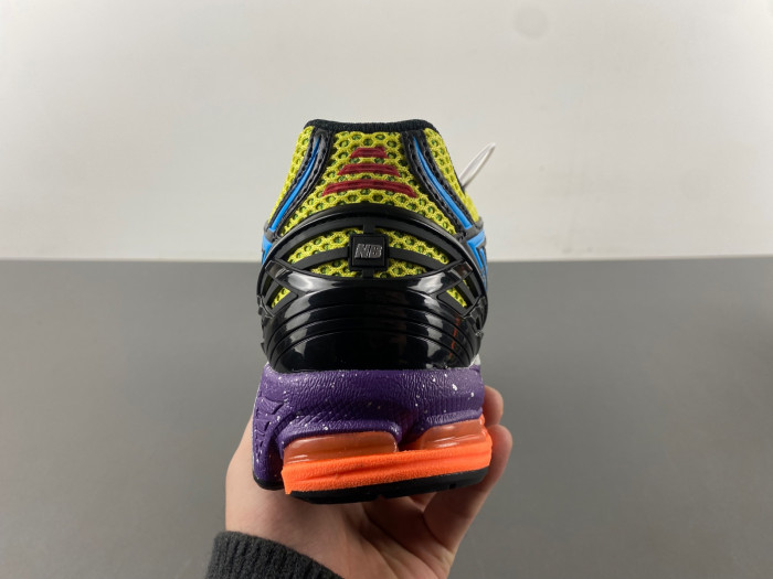 New Balance 1906R