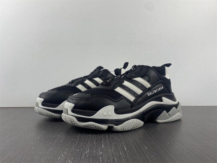 blcg sneaker triple.s sneakers l908-8906