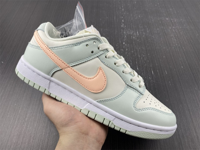 nike dunk low barely green (w) dd1503-104