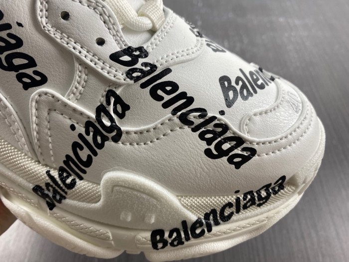 blcg sneaker triple.s sneakers 58963 w1y2896