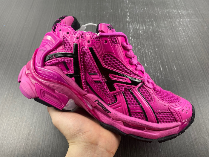 blcg runner sneaker bm5623-011