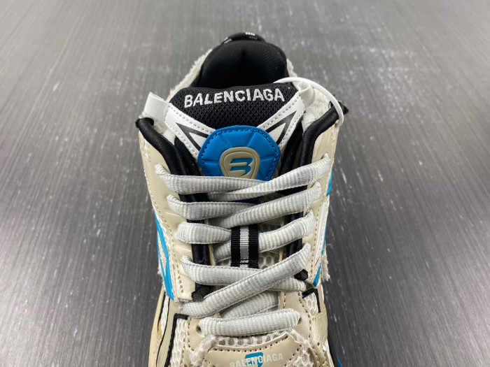 blcg runner sneaker bm5623-016