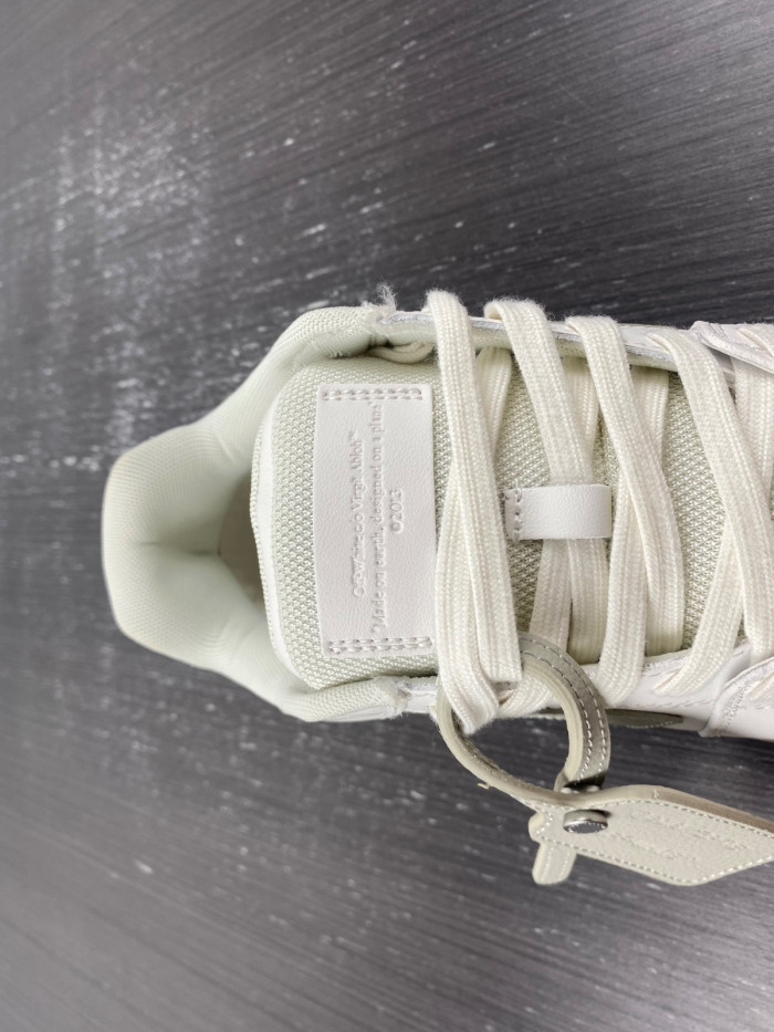 gym sneakers gy023