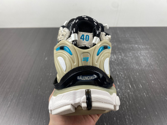 blcg runner sneaker bm5623-024