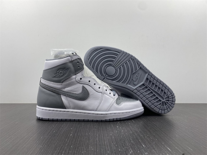air jordan 1 high og “stealth” 555088-037