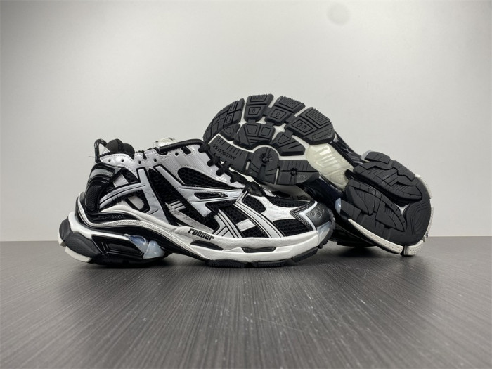 blcg runner grey black grey - w3r82 9010