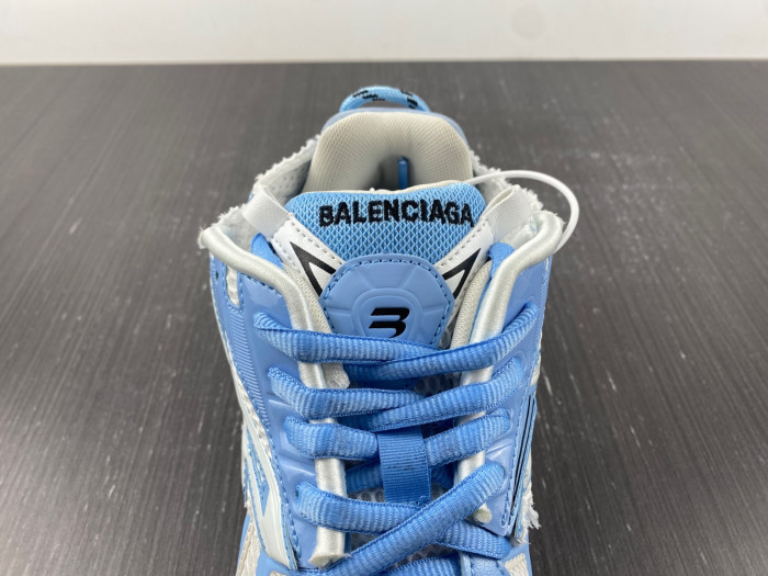 blcg runner sneaker bm5623-007