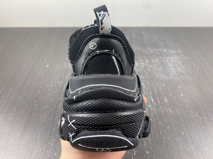 blcg sneaker triple.s sneakers bl5632-007