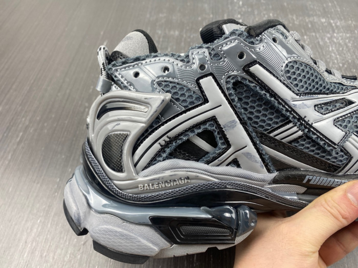 blcg runner sneaker bm5623-021