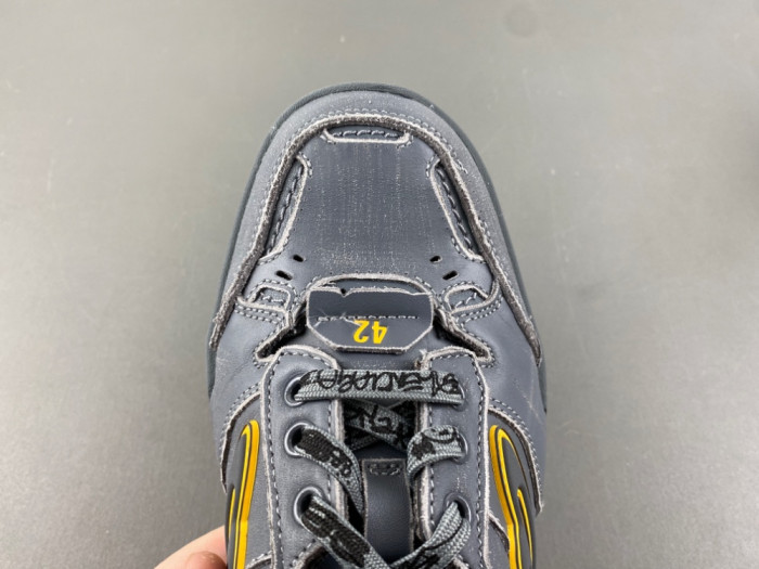 BLCG Sneaker 825418 WDWTS 1986