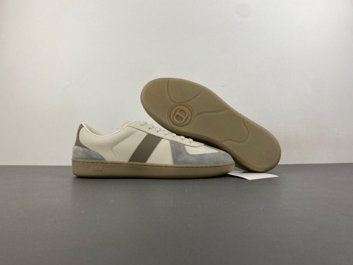 D10R SHOES B01 D896-189