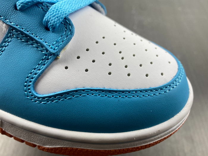 nike dunk low kyrie irving baltic blue (gs) dn4179-400