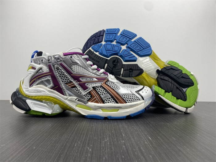 blcg runner sneaker dy858-001