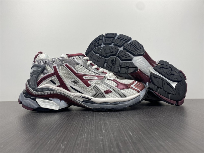 blcg runner sneaker uu896-002