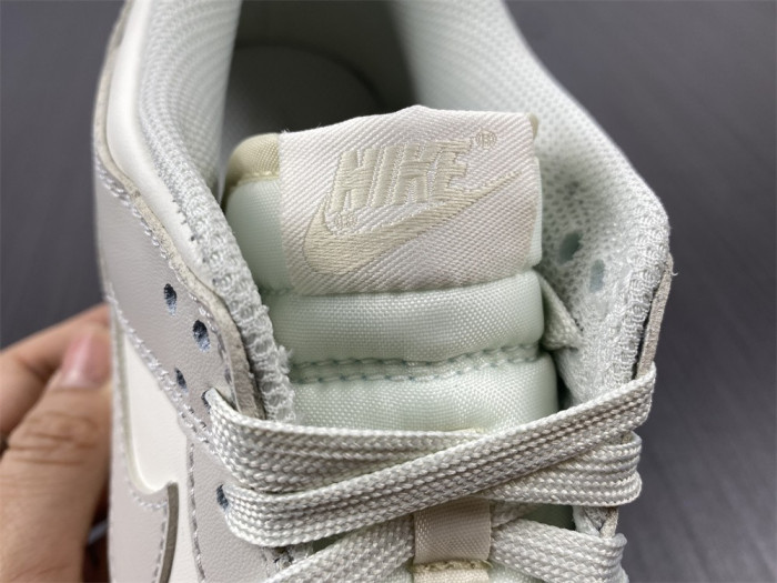nike dunk low sail light bone (w) - dd1503-107