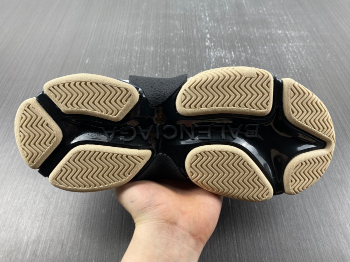 blcg sneaker triple.s sneakers 536737 w2fad 4197