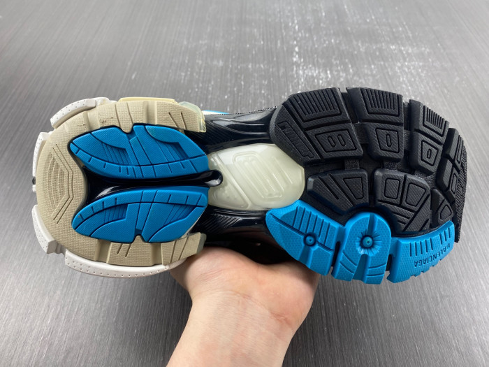 blcg runner sneaker bm5623-016