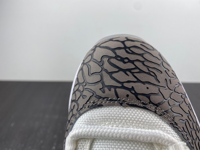 air jordan 11 low “white cement” av2187-140-01