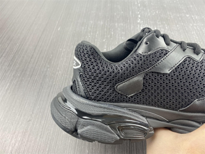 blcg track sneaker ty112233