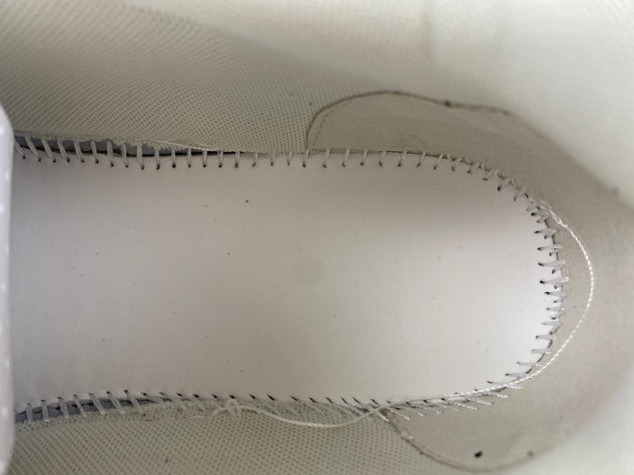 gym sneakers gy023