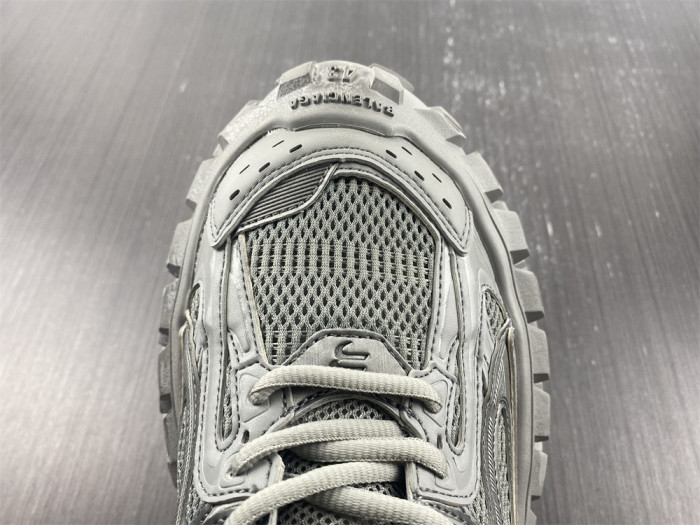 blcg defender sneaker grey mesh and nylon 685613w2ra25690