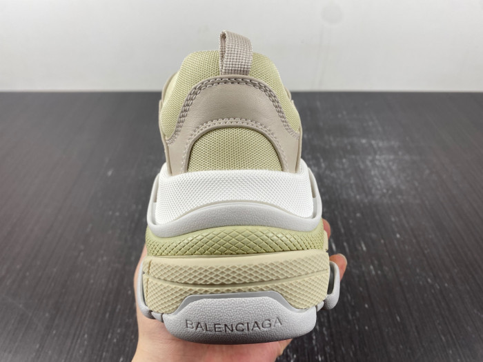blcg sneaker triple.s sneakers bl5632-010