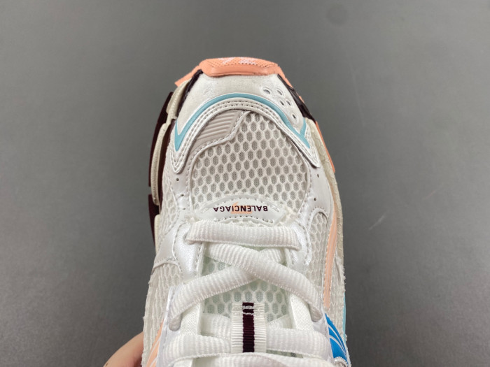 blcg runner sneaker 772774-w3rny-0326