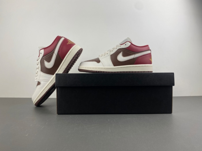 Air Jordan 1 Low SE 