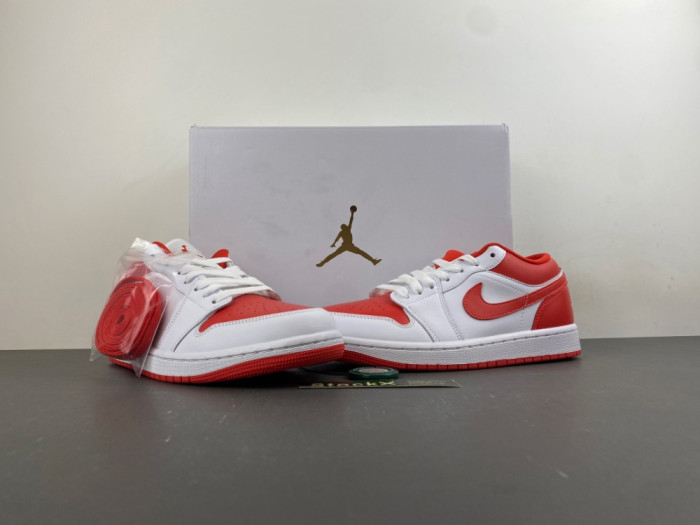 Nike Air Jordan 1 Low 