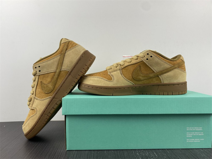 nike sb dunk low wheat (2017) - 883232-700