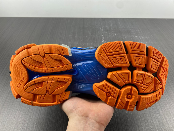 blcg runner sneaker bm5623-002