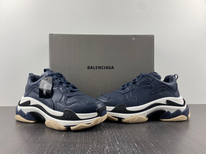 blcg sneaker triple.s sneakers 536737 w2fad 4197