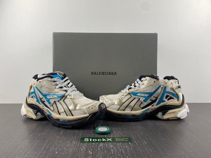 blcg runner sneaker bm5623-016