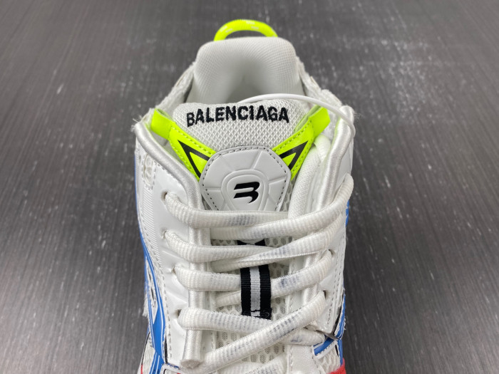 blcg runner sneaker bm5623-020